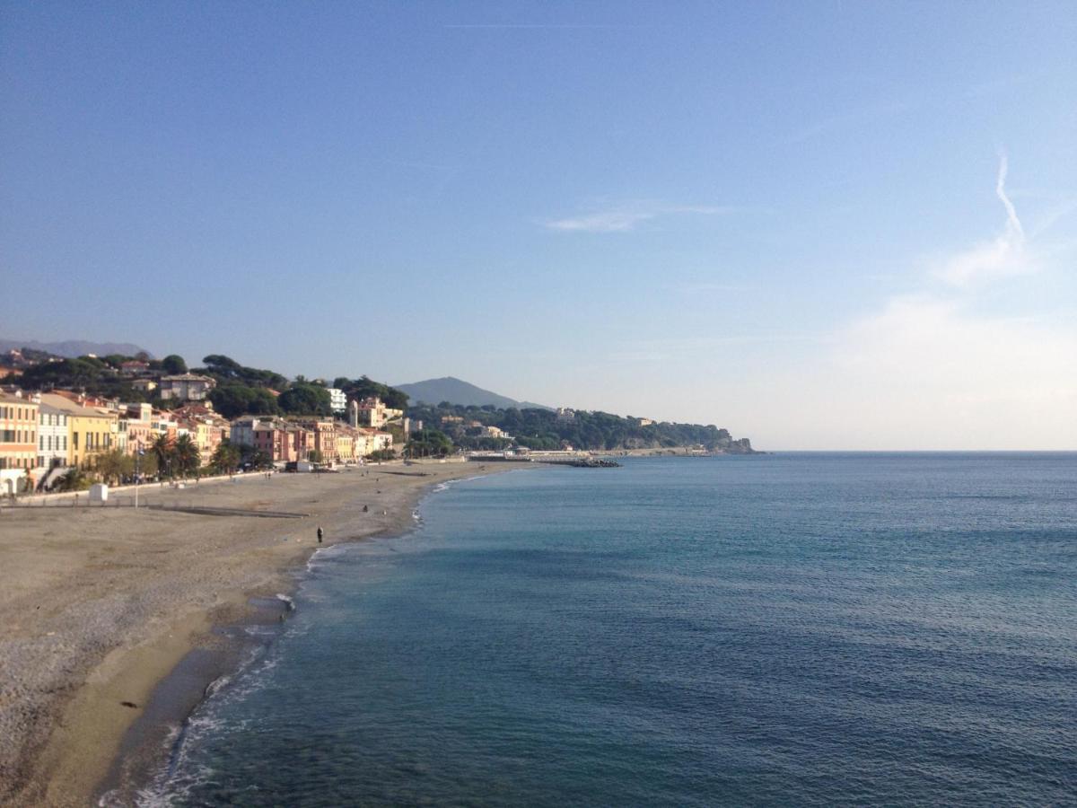 Appartement Il Mare In Piazza à Albisola Superiore Extérieur photo