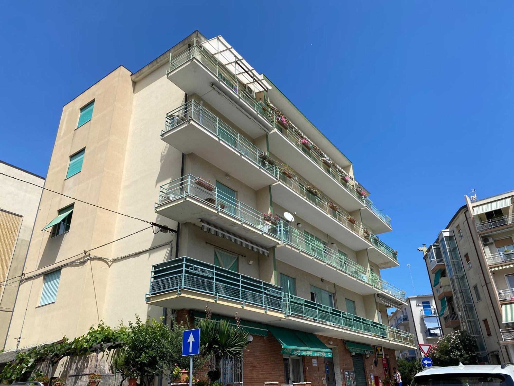 Appartement Il Mare In Piazza à Albisola Superiore Extérieur photo