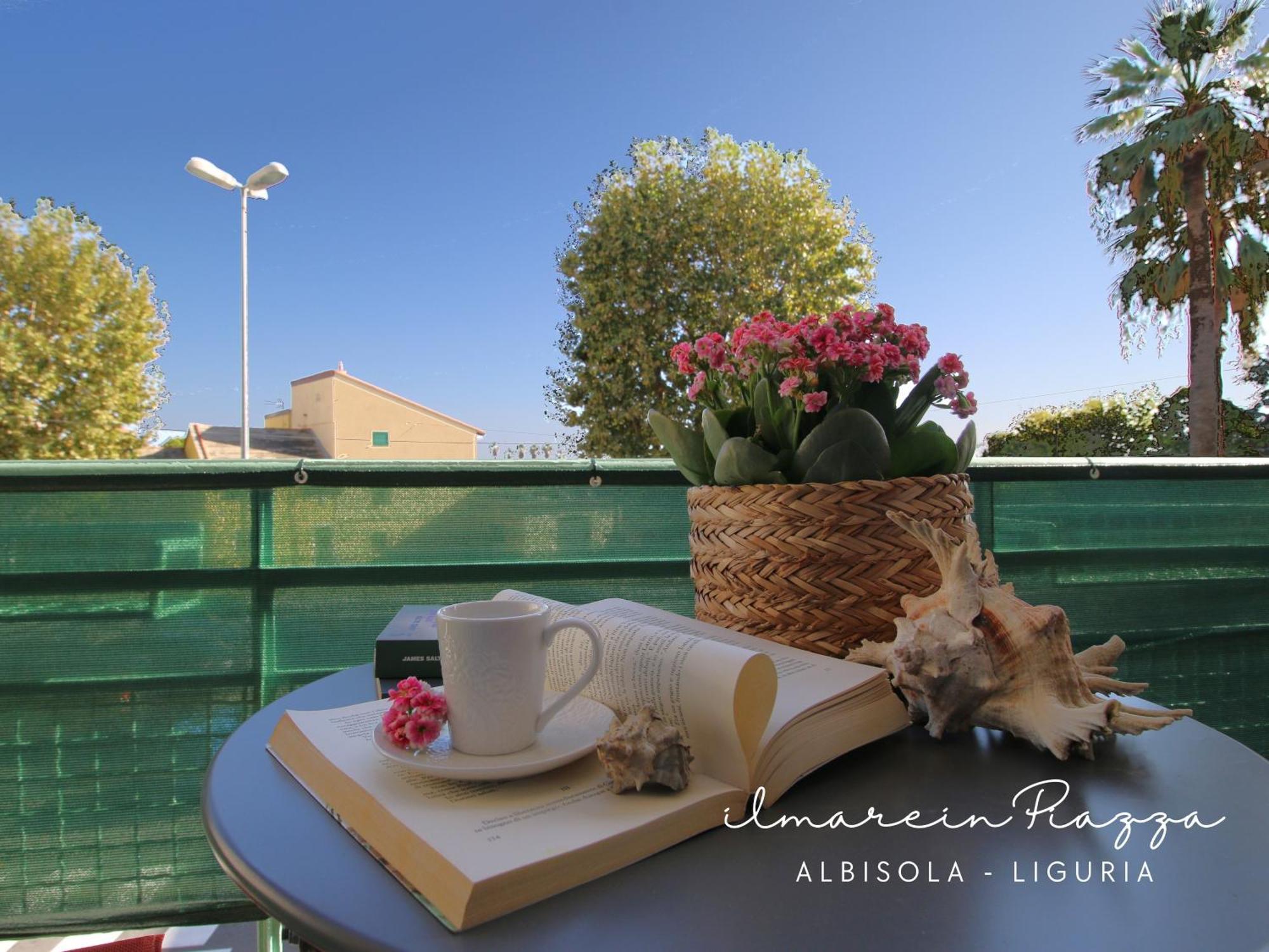Appartement Il Mare In Piazza à Albisola Superiore Extérieur photo